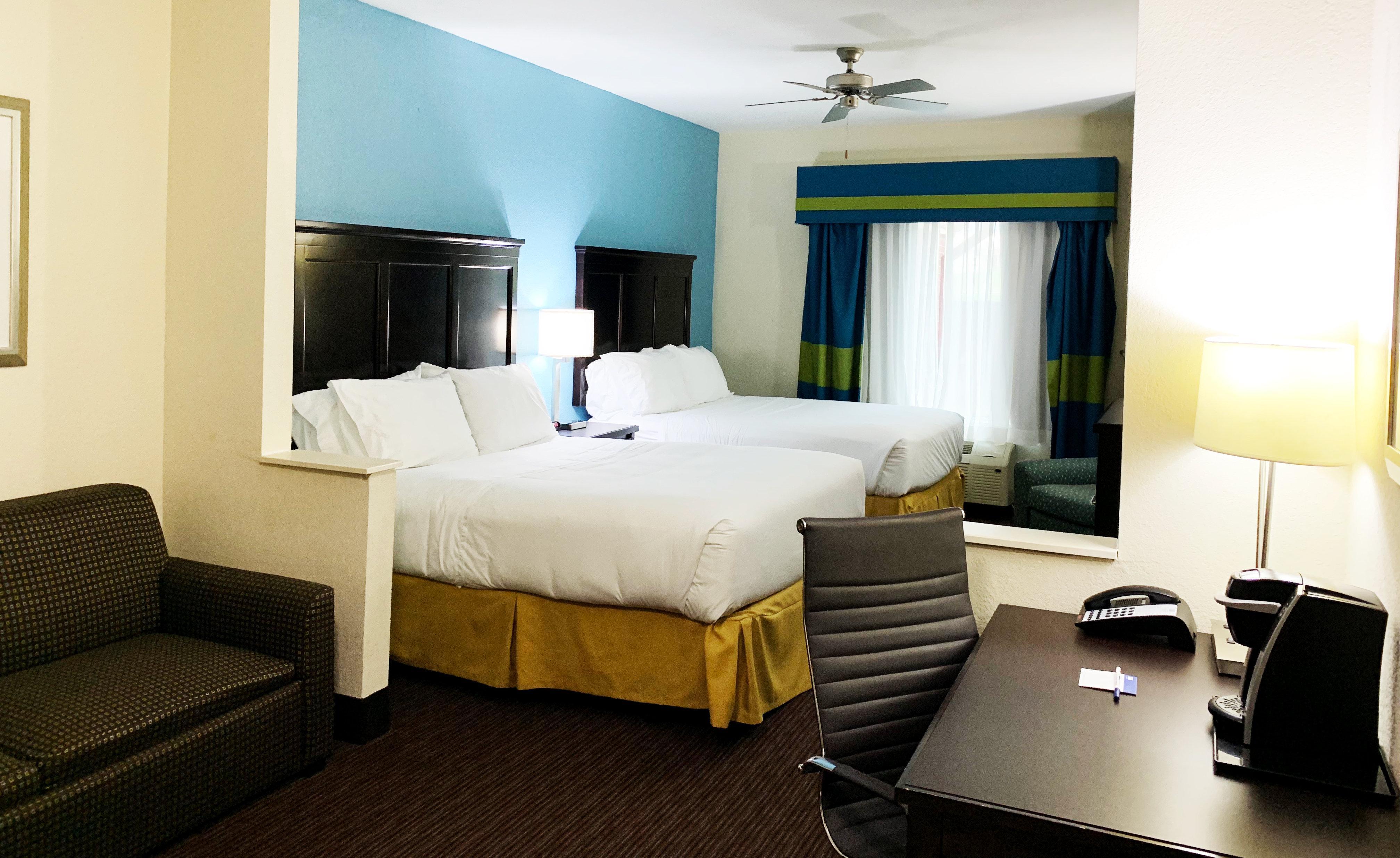 Holiday Inn Express Hotel & Suites Gainesville By Ihg Extérieur photo
