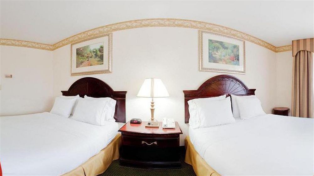Holiday Inn Express Hotel & Suites Gainesville By Ihg Extérieur photo