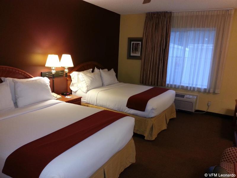 Holiday Inn Express Hotel & Suites Gainesville By Ihg Extérieur photo