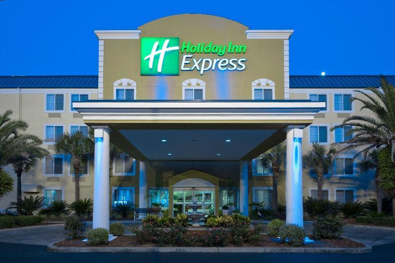 Holiday Inn Express Hotel & Suites Gainesville By Ihg Extérieur photo